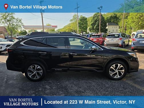 Crystal Black Silica 2020 Subaru Outback Touring XT