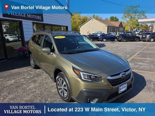2022 Subaru Outback Premium