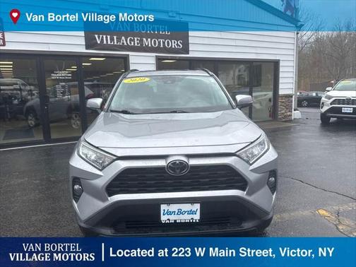 2020 Toyota RAV4 XLE