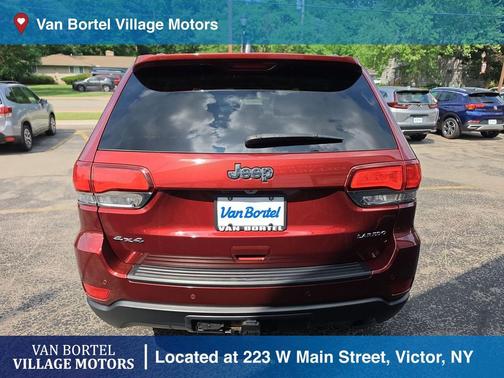 Velvet Red Pearlcoat 2022 Jeep Grand Cherokee Laredo