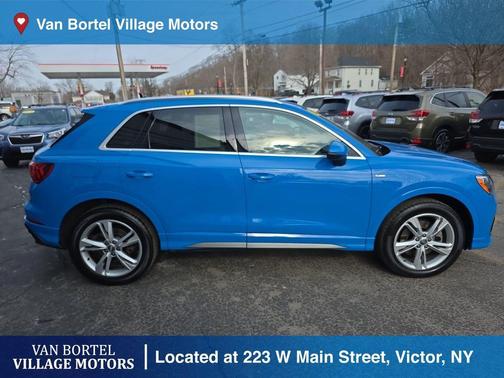 2020 Audi Q3 45 S line Premium