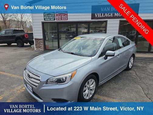 Ice Silver Metallic 2017 Subaru Legacy Premium