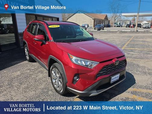 Pearl 2019 Toyota RAV4 Limited