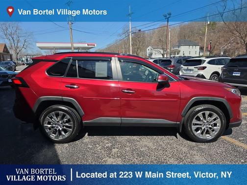 Pearl 2019 Toyota RAV4 Limited