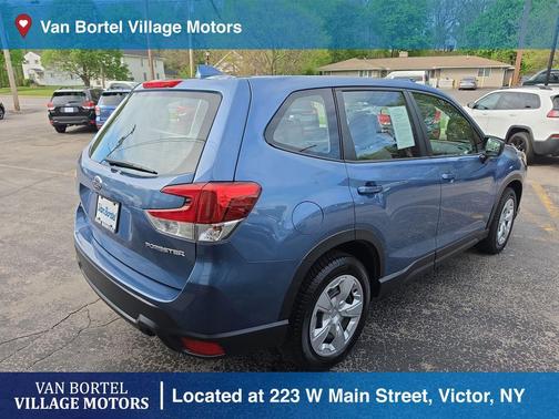 Horizon Blue Pearl 2022 Subaru Forester Base