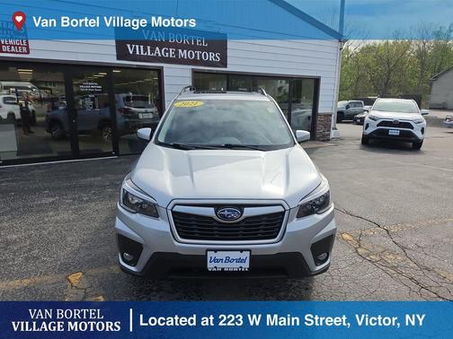 Ice Silver Metallic 2021 Subaru Forester Premium