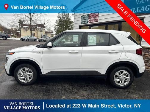 2021 Hyundai VENUE SE