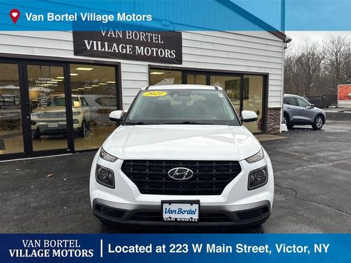 2021 Hyundai VENUE SE