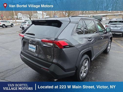 2023 Toyota RAV4 XLE