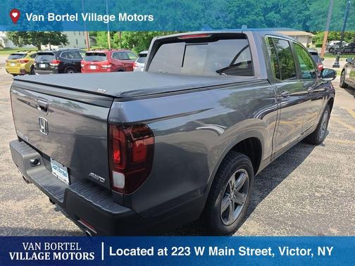 Gray 2022 Honda Ridgeline RTL