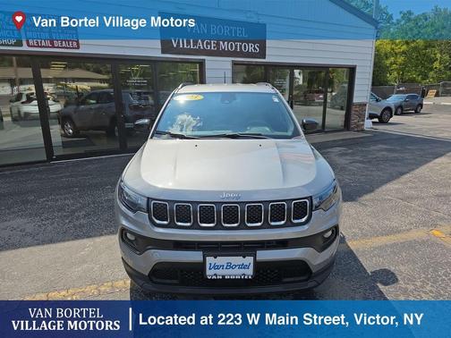 2023 Jeep Compass Latitude