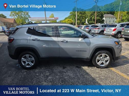 2023 Jeep Compass Latitude