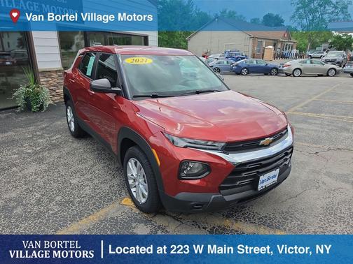 Scarlet Red Metallic 2021 Chevrolet Trailblazer LS