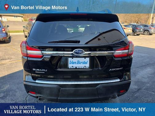 Crystal Black Silica 2020 Subaru Ascent Premium 8-Passenger