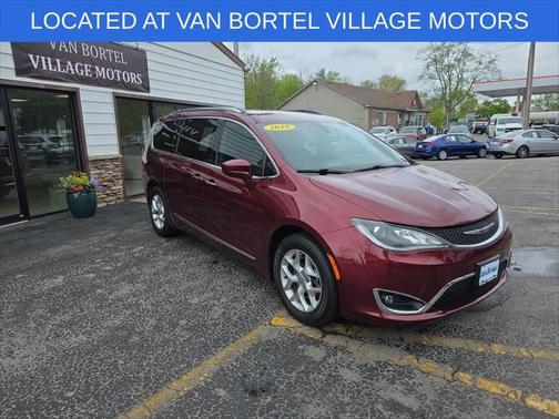 2020 Chrysler Pacifica Touring L