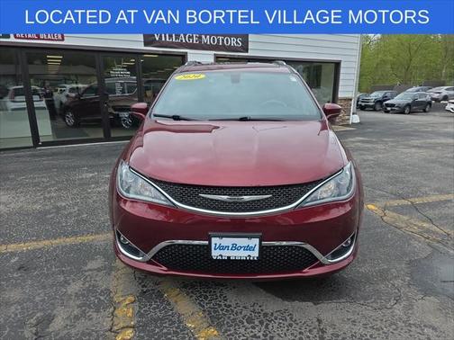 2020 Chrysler Pacifica Touring L