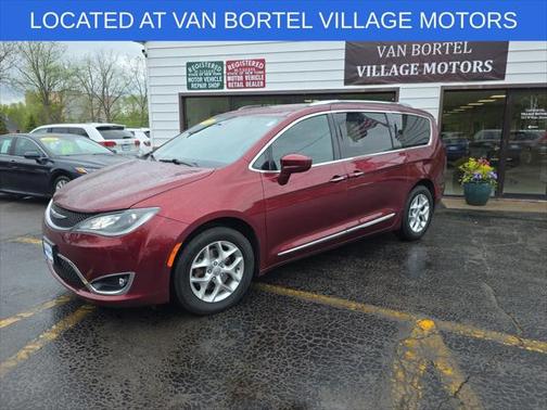 2020 Chrysler Pacifica Touring L