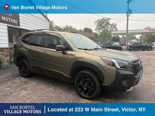 Autumn Green Metallic 2022 Subaru Forester Wilderness