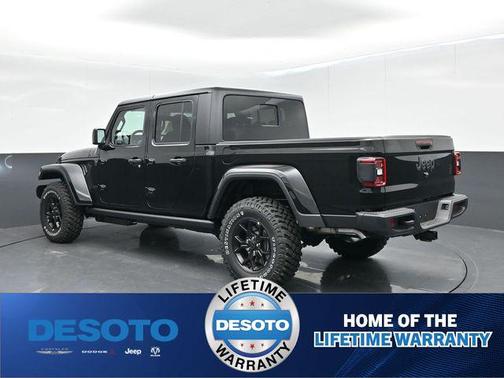 Black Clearcoat 2026 Jeep Gladiator Willys 4x4