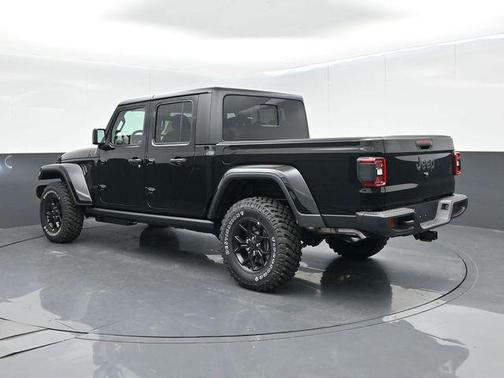 2026 Jeep Gladiator Willys 4x4