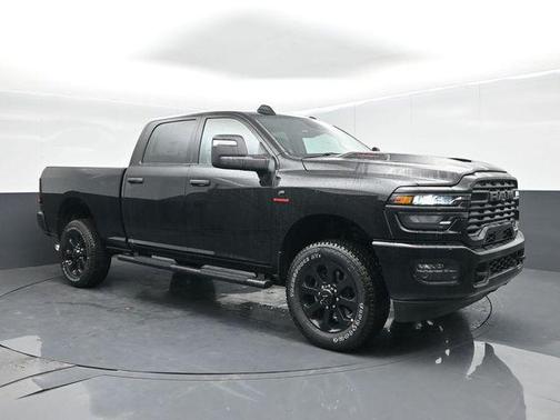 Diamond Black Crystal Pearlcoat 2026 RAM 2500 Black Express Crew Cab 4x4 6'4' Box