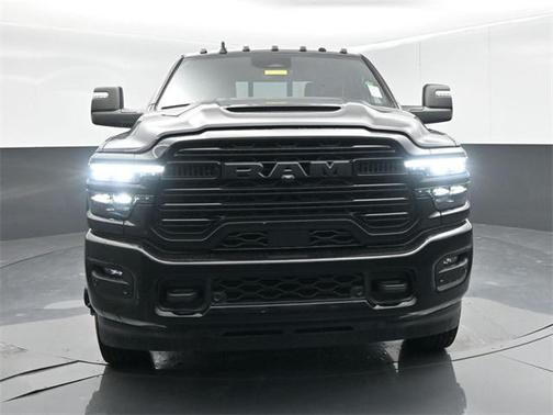 2025 RAM 3500 Laramie Crew Cab 4x4 8' Box