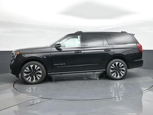Agate Black Metallic 2026 Ford Expedition Platinum