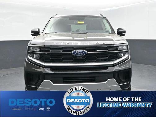 Agate Black Metallic 2026 Ford Expedition Platinum