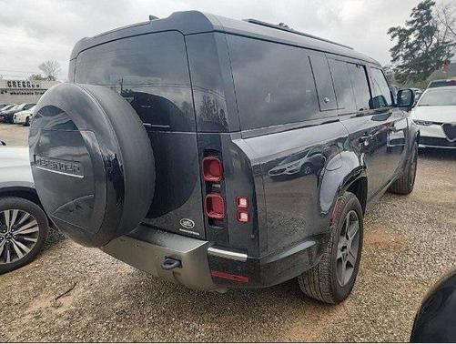 2023 Land Rover Defender 130 X-Dynamic SE