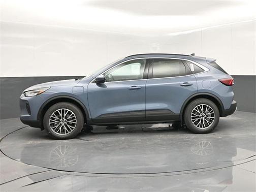 2025 Ford Escape PHEV SE