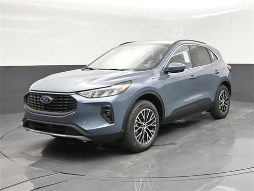 2025 Ford Escape PHEV SE