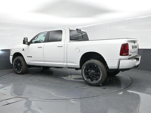 Bright White Clearcoat 2026 RAM 2500 Laramie Crew Cab 4x4 6'4' Box