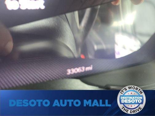 Delmonico Red Pearlcoat 2023 RAM 1500 Limited