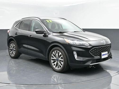 2022 Ford Escape Titanium