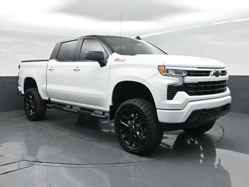 Summit White 2024 Chevrolet Silverado 1500 RST