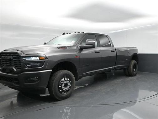 2026 RAM 3500 Big Horn Crew Cab 4x4 8' Box