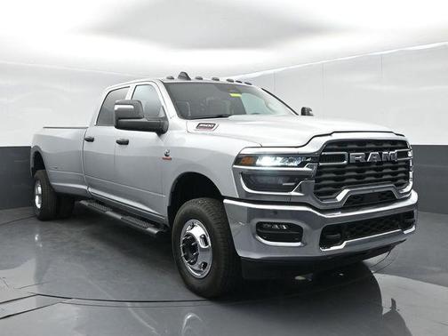 Silver Zynith 2026 RAM 3500 Tradesman Crew Cab 4x4 8' Box