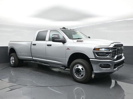 Silver Zynith 2026 RAM 3500 Tradesman Crew Cab 4x4 8' Box
