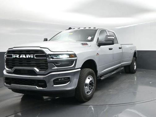 Silver Zynith 2026 RAM 3500 Tradesman Crew Cab 4x4 8' Box