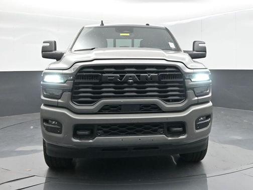 Ceramic Gray Clearcoat 2026 RAM 2500 Big Horn Crew Cab 4x4 6'4' Box