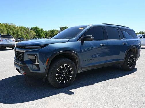 Lakeshore Blue Metallic 2024 Chevrolet Traverse AWD Z71