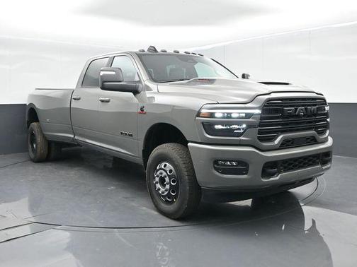 2026 RAM 3500 Laramie Crew Cab 4x4 8' Box