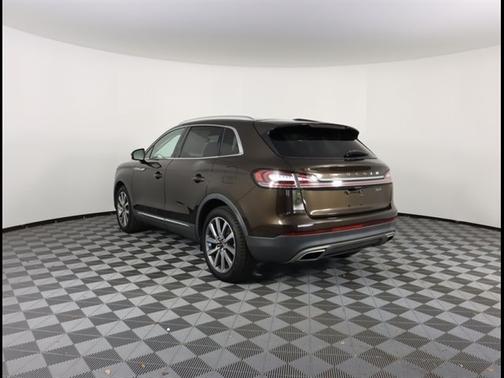 2019 Lincoln Nautilus Select