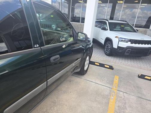 2003 Chevrolet Trailblazer LS