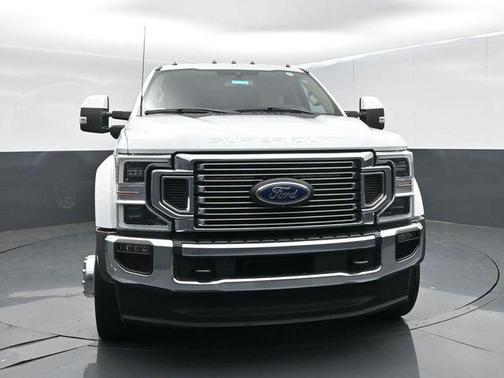 White 2022 Ford F-450 Lariat