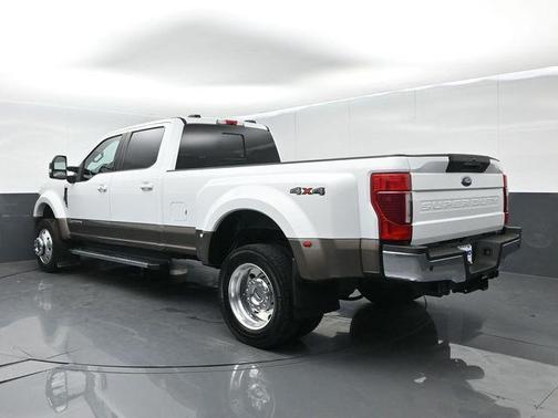 White 2022 Ford F-450 Lariat