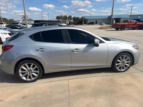 2017 Mazda Mazda3 Touring 2.5