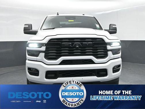 Bright White Clearcoat 2026 RAM 2500 Big Horn Crew Cab 4x4 6'4' Box