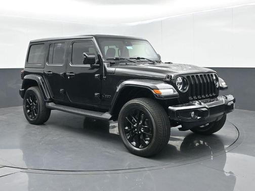 Black Clearcoat 2021 Jeep Wrangler Unlimited Sahara