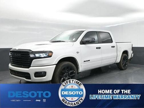Ivory White Tri-Coat Pearlcoat 2026 RAM 1500 Laramie